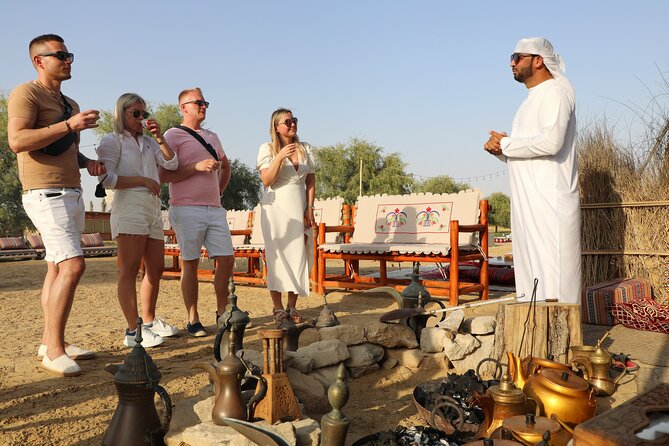 Dubai Evening Heritage Safari by Vintage G Class & Al Marmoom Oasis - Traditional Makeovers: Dress in Arabic Attire and Embrace the Culture